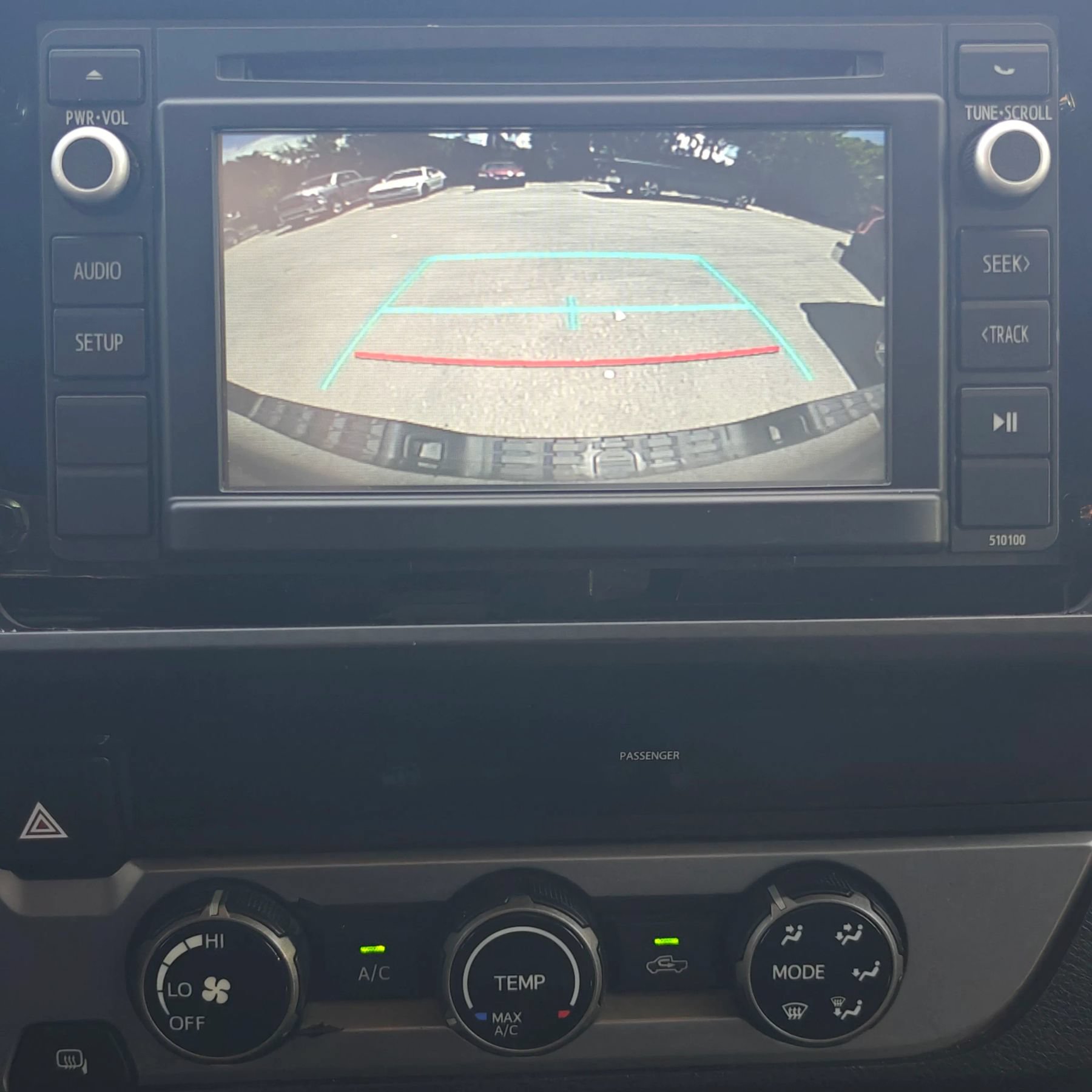 Used 2017 Toyota Tacoma SR RWD image 18