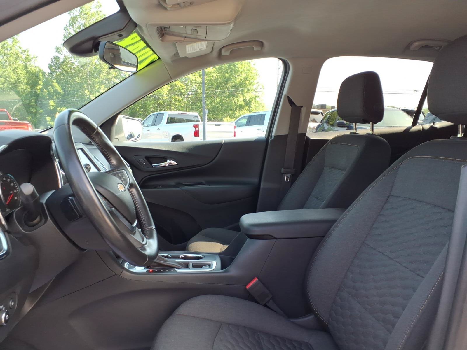 Used 2020 Chevrolet Equinox LT AWD/4WD image 12