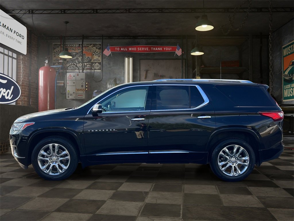 Used 2021 Chevrolet Traverse High Country image 3