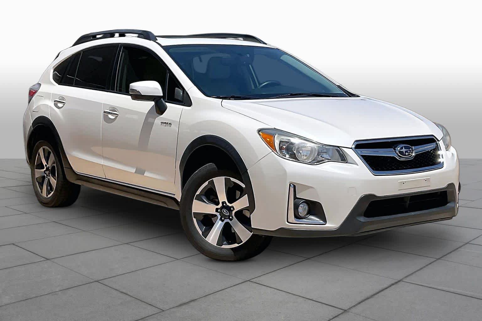 Used 2016 Subaru Crosstrek Touring AWD/4WD image 4