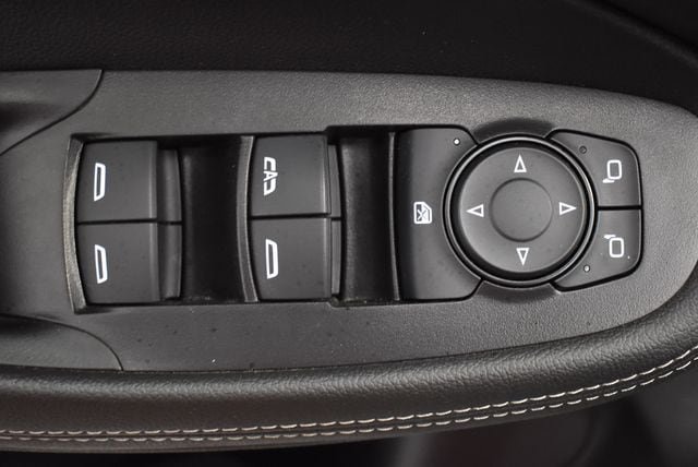 Used 2025 Buick Encore GX Preferred AWD/4WD image 21