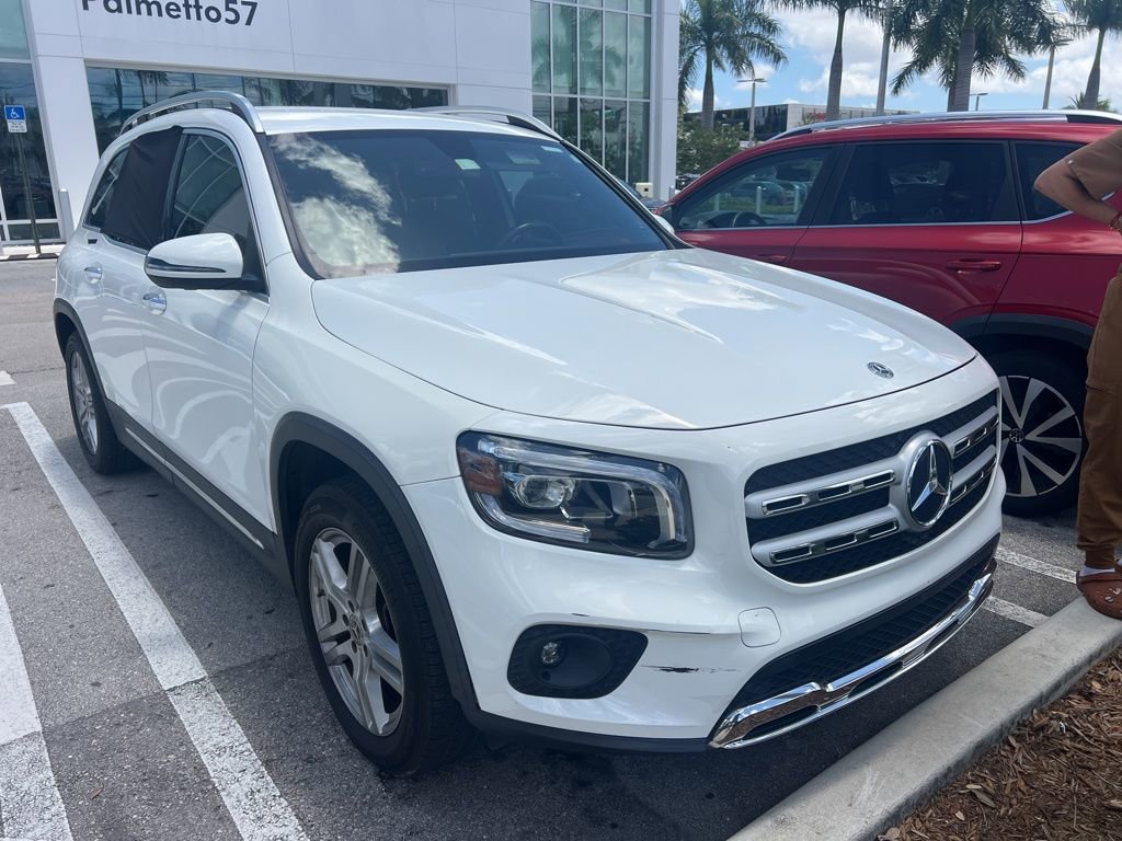 Used 2020 Mercedes-Benz GLB 250 image 2