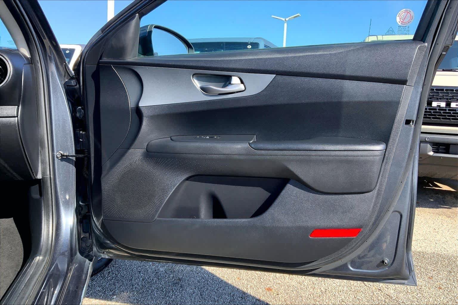 Used 2021 Kia Forte LXS FWD image 45
