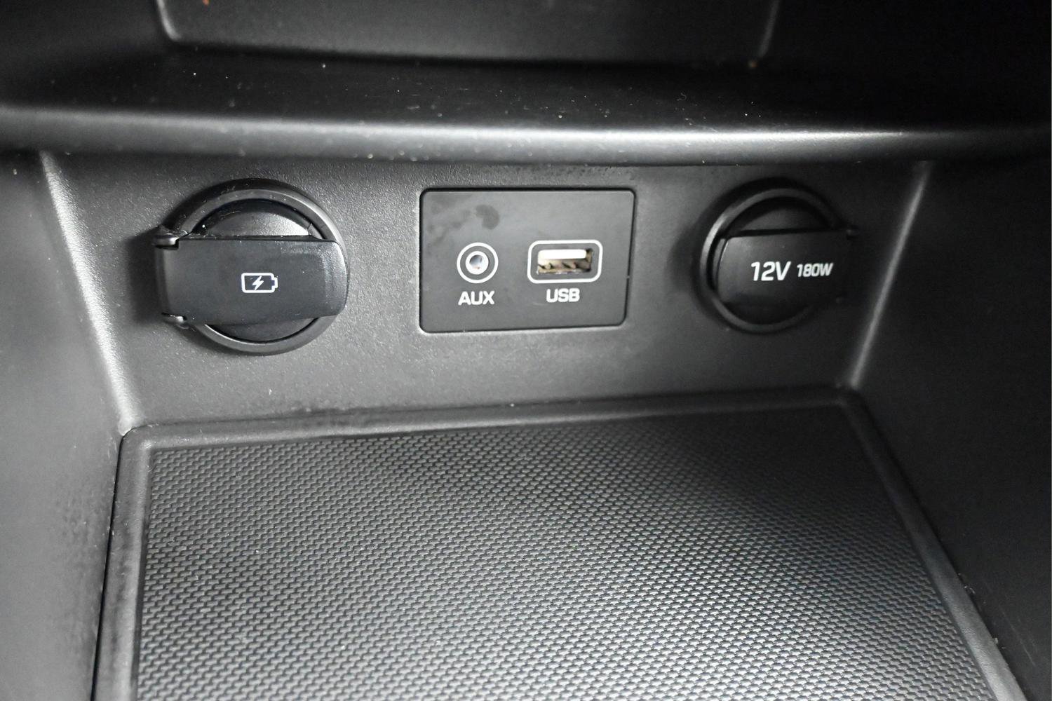 Used 2021 Hyundai Kona SEL w/ Cargo Package image 16