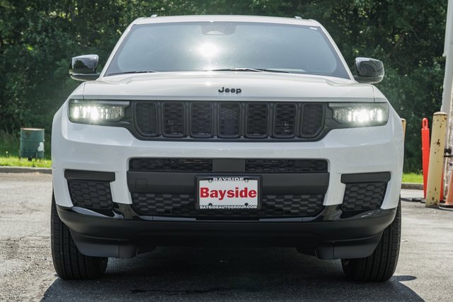 New 2025 Jeep Grand Cherokee L Altitude image 5