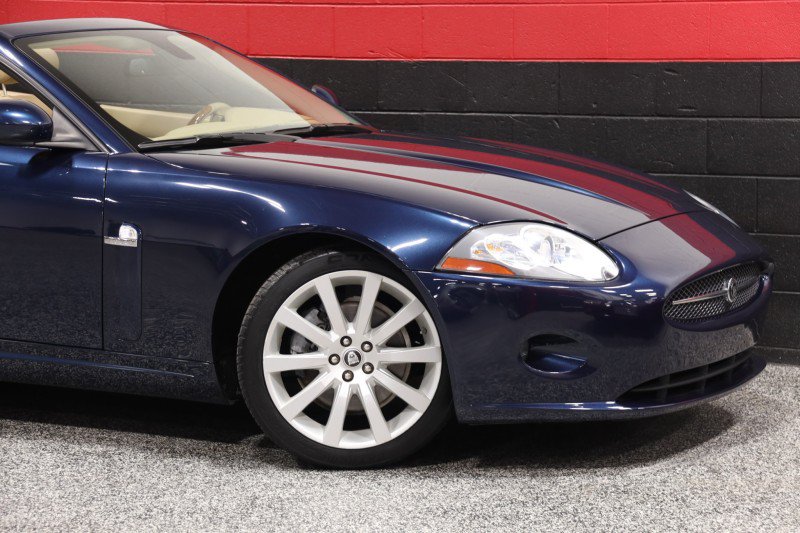 Used 2007 Jaguar XK Convertible RWD image 3