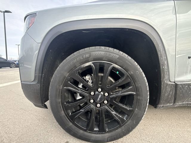 Used 2023 GMC Acadia SLE w/ Driver Convenience Package image 10