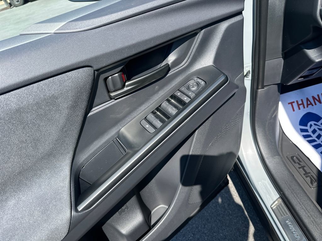 New 2026 Toyota C-HR AWD/4WD image 15