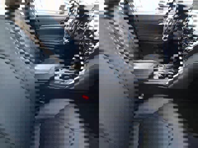 Used 2023 Toyota Camry XSE image 12