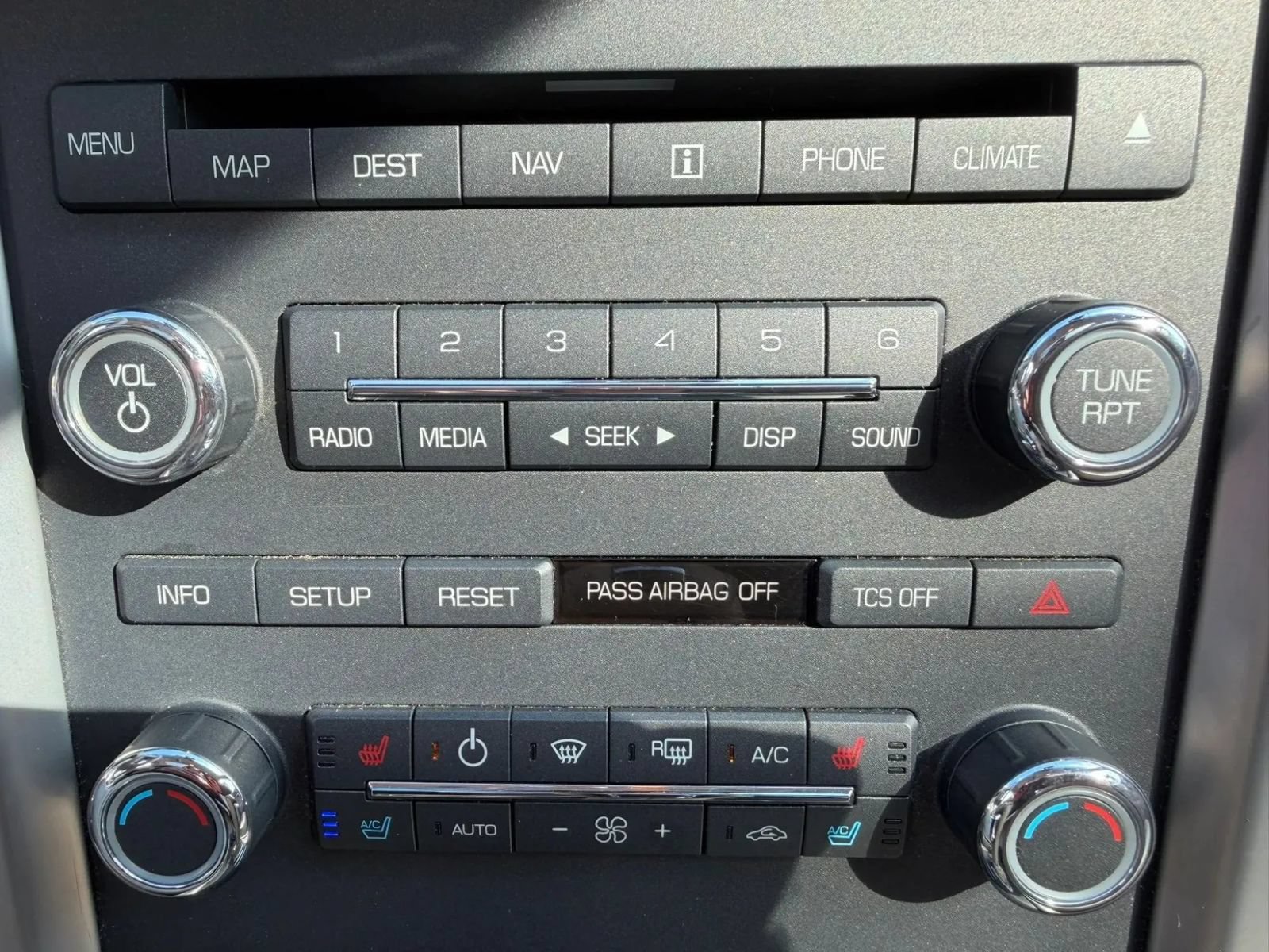 Used 2012 Lincoln MKZ FWD image 18