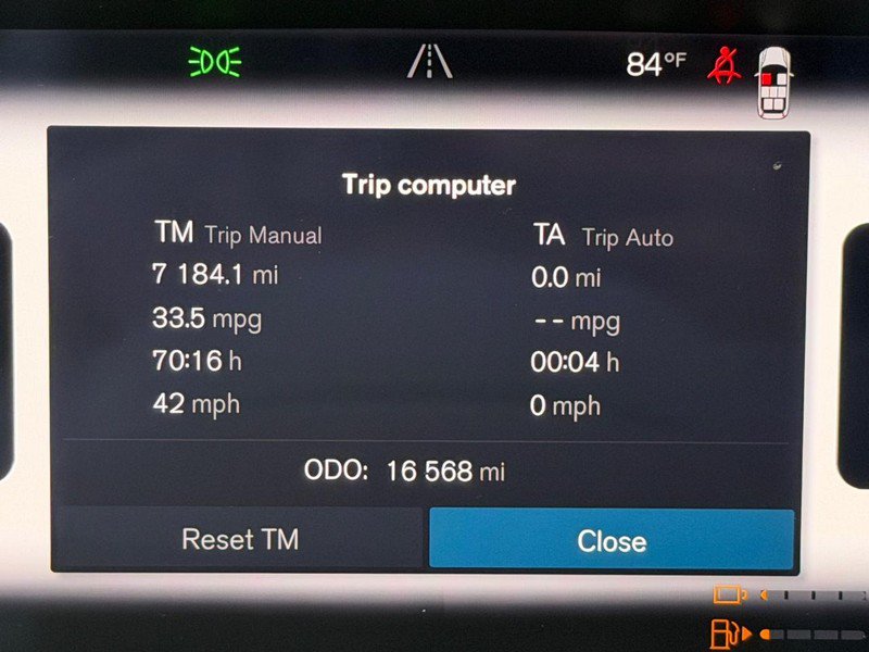 Certified 2025 Volvo XC90 T8 Ultra AWD/4WD image 21
