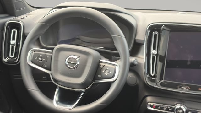 Certified 2023 Volvo XC40 Recharge Plus w/ Protection Package Premier AWD/4WD image 16