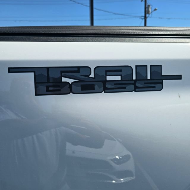 Used 2025 Chevrolet Silverado 2500 LT w/ Trail Boss Package AWD/4WD image 13