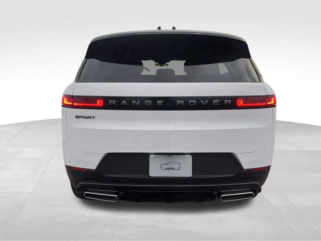 New 2026 Land Rover Range Rover Sport SE image 4