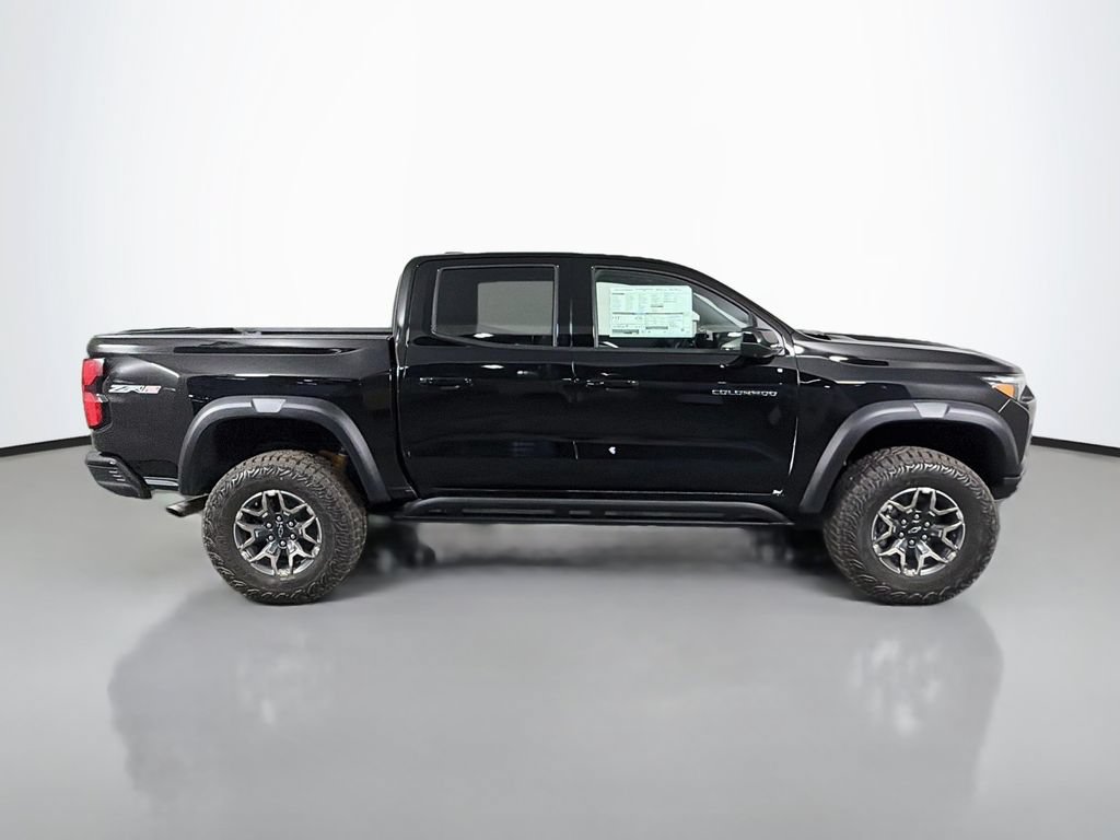 New 2026 Chevrolet Colorado ZR2 w/ Technology Package AWD/4WD image 8