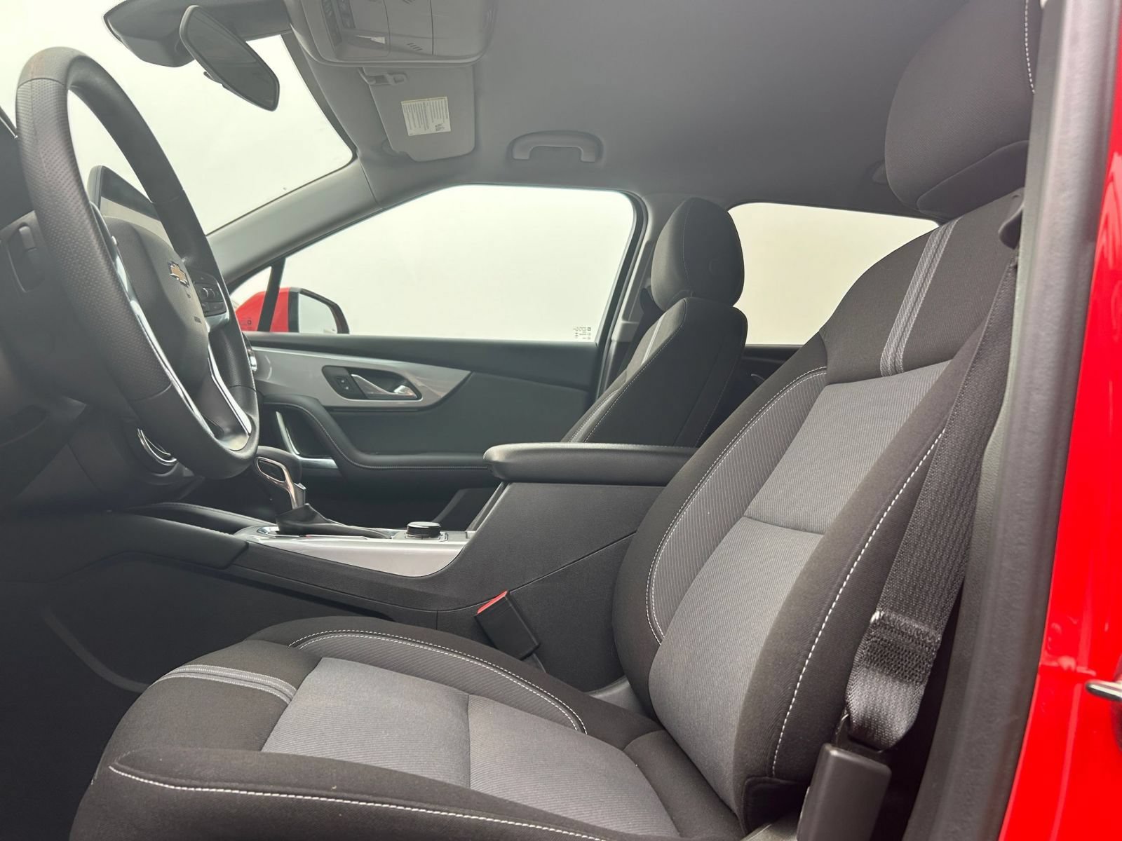 Used 2026 Chevrolet Blazer LT FWD image 18