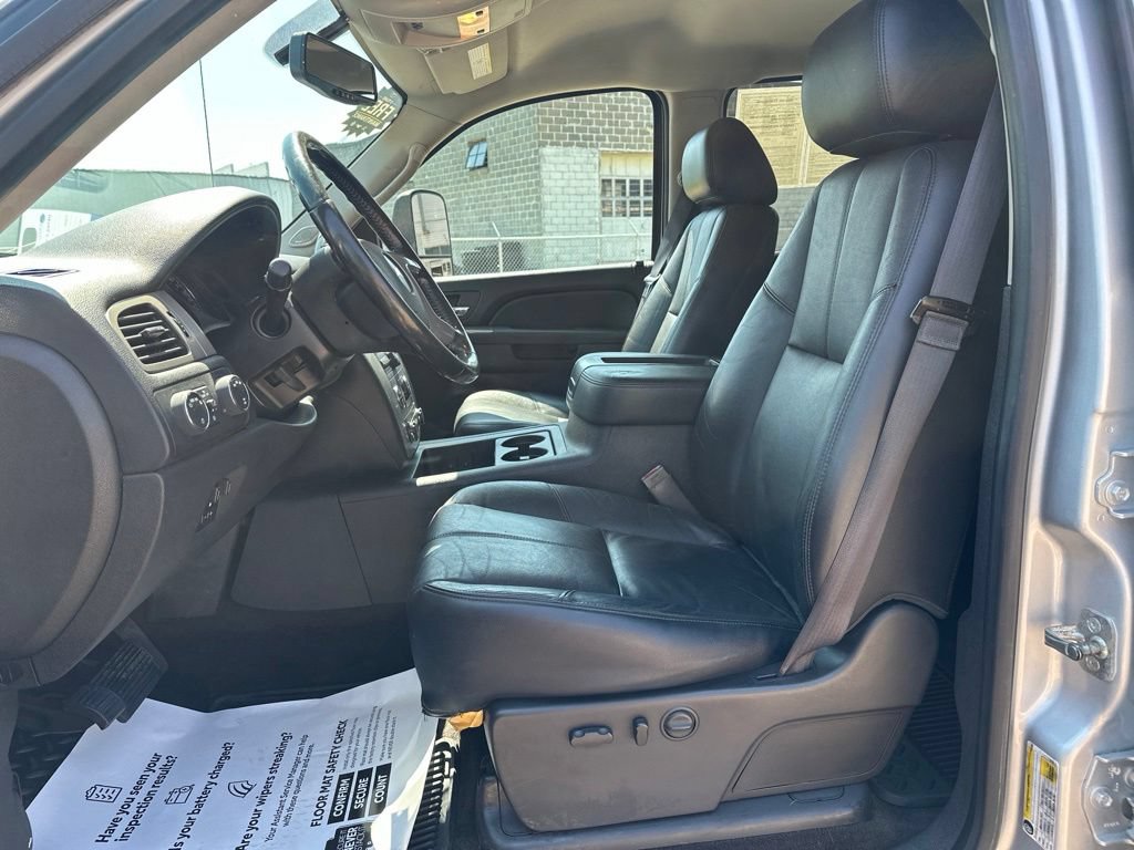 Used 2013 Chevrolet Silverado 3500 LTZ w/ LTZ Plus Package AWD/4WD image 13