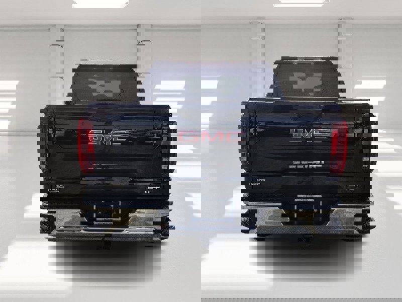 Used 2025 GMC Sierra 1500 SLT image 4