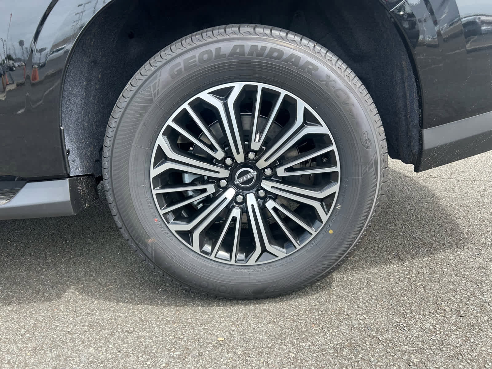 New 2026 Nissan Armada Platinum image 5