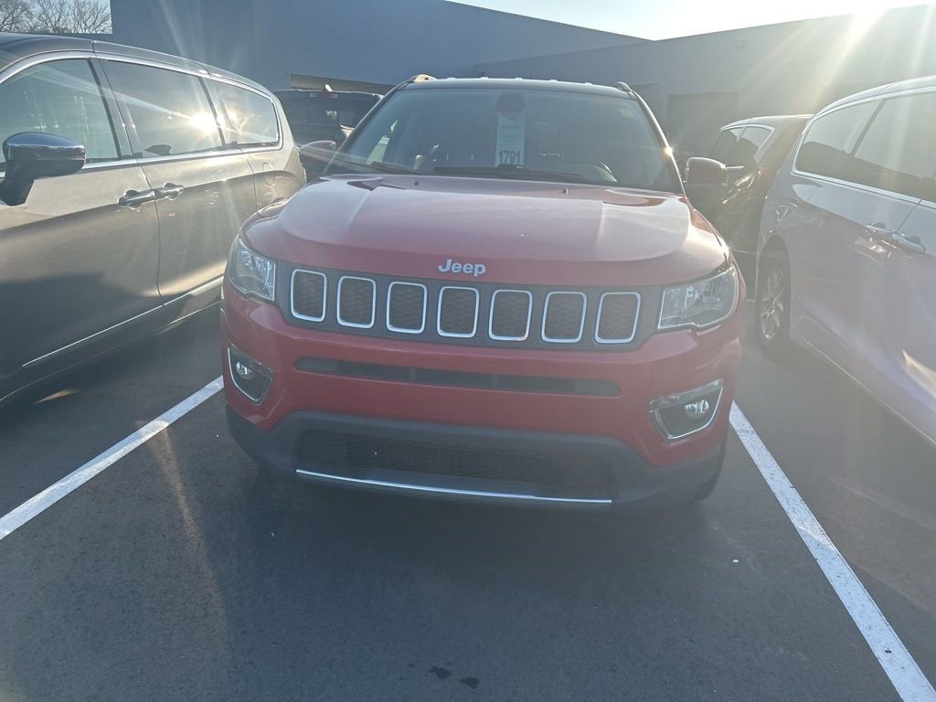 Used 2020 Jeep Compass Limited AWD/4WD image 2