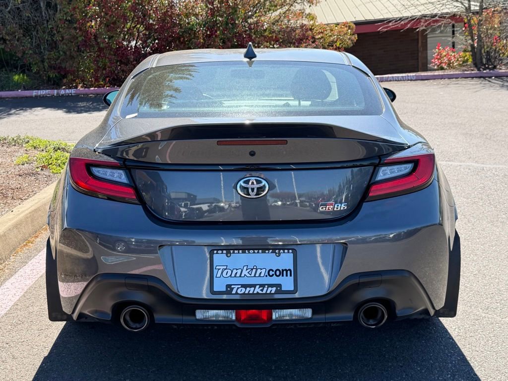 Used 2024 Toyota GR86 Premium RWD image 6