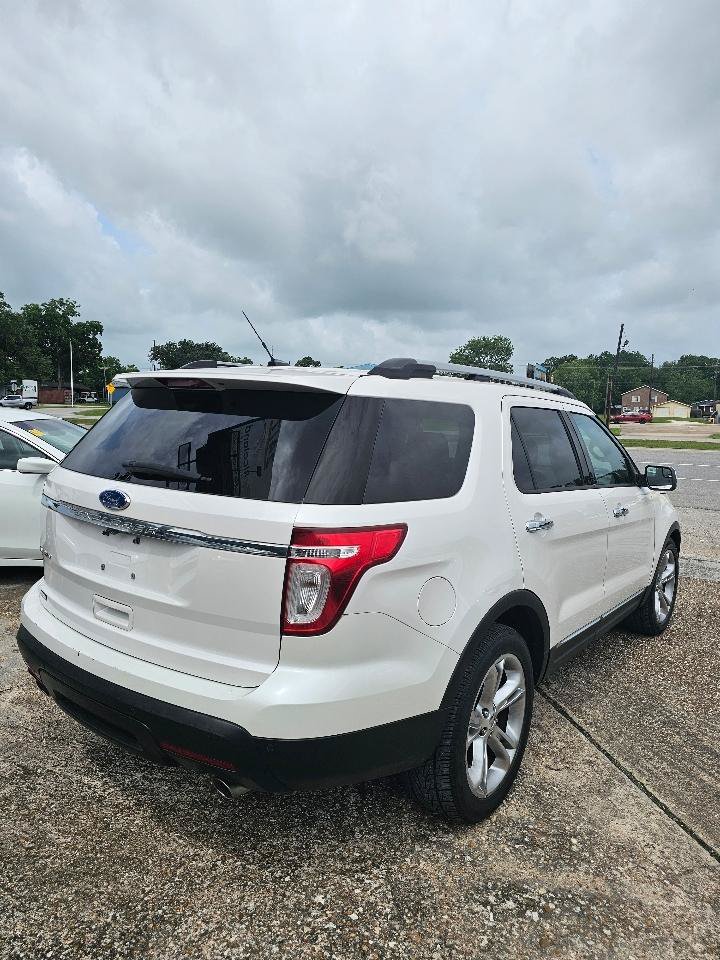 Used 2011 Ford Explorer Limited w/ 301A Rapid Spec Order Code FWD image 11