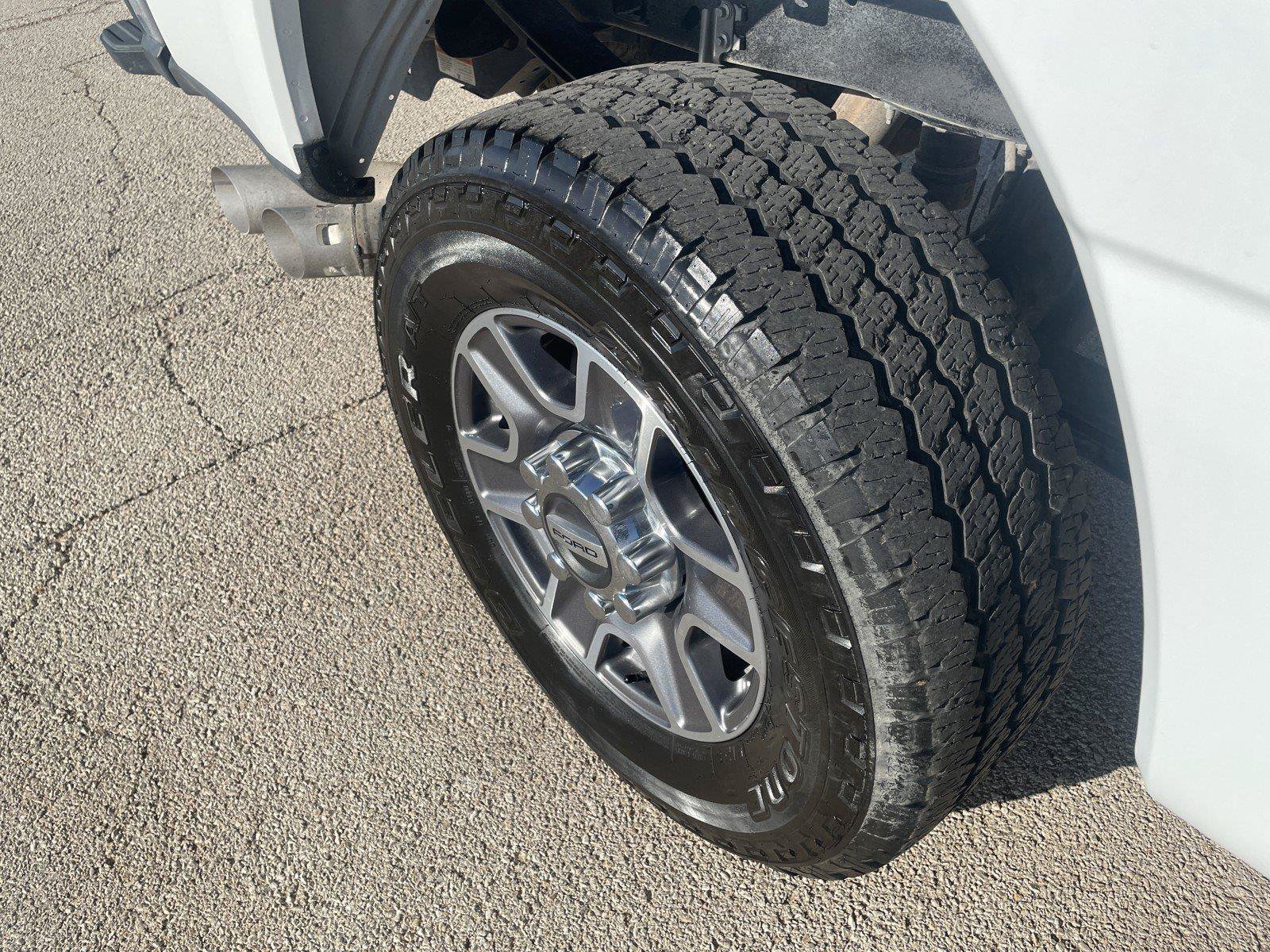 Used 2025 Ford F250 Lariat AWD/4WD image 30