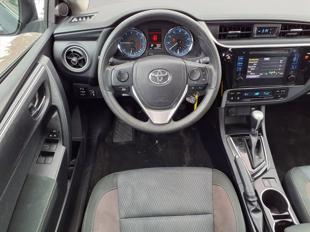 Used 2017 Toyota Corolla L image 12