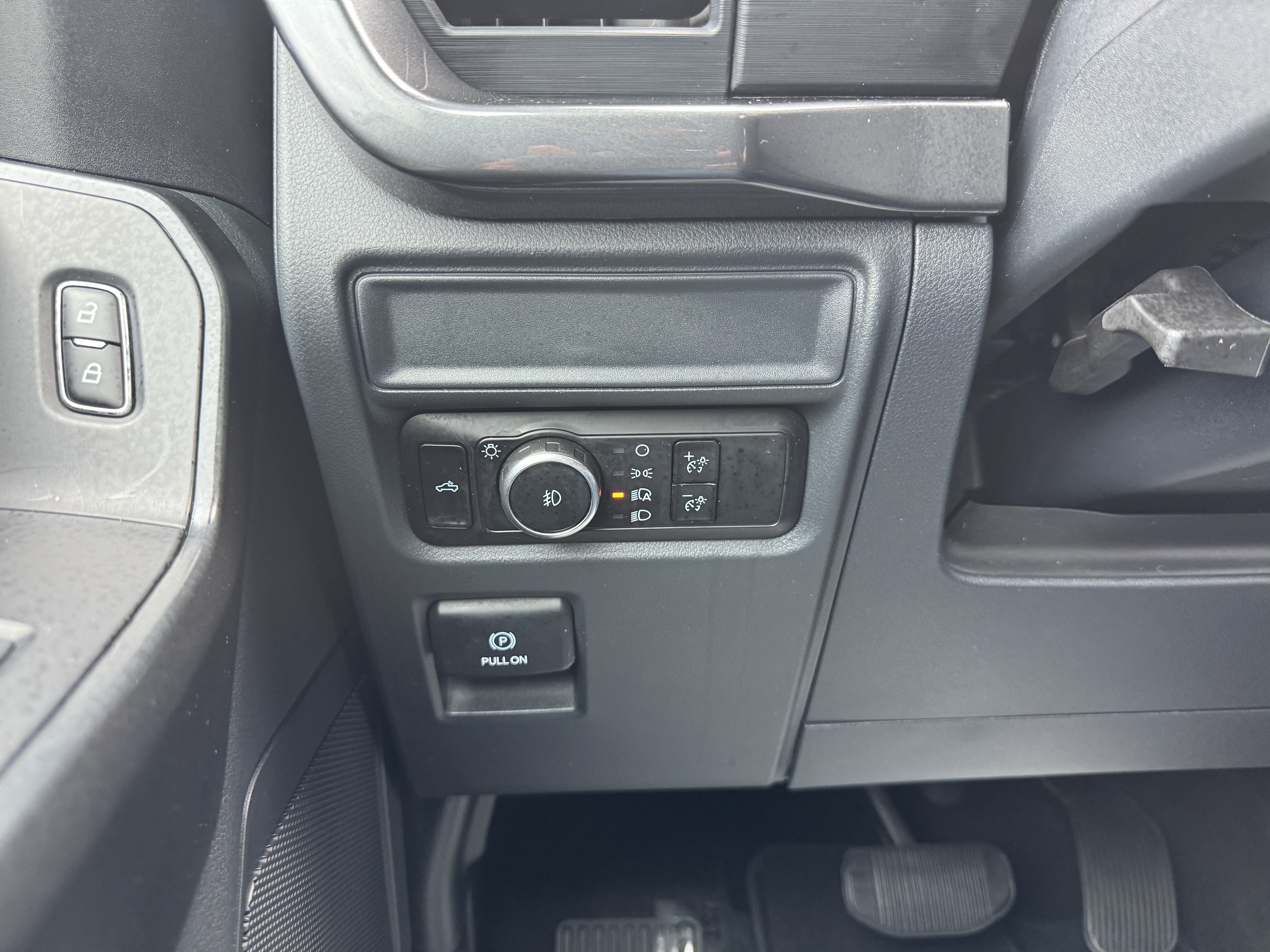 Certified 2024 Ford F150 STX RWD image 18