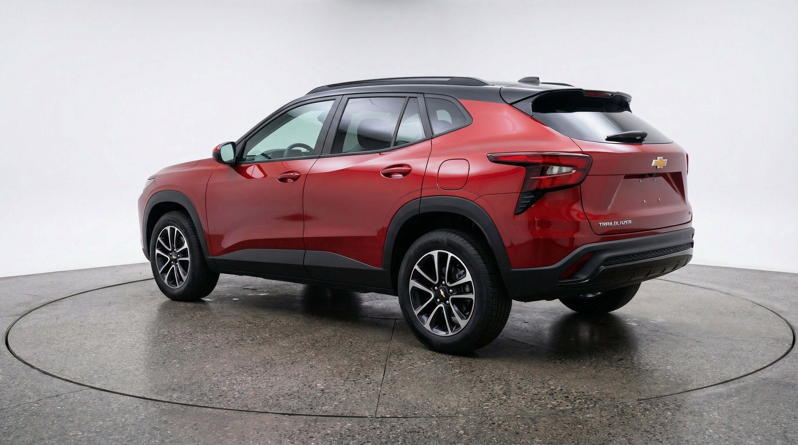 Used 2025 Chevrolet TrailBlazer LT AWD/4WD image 6