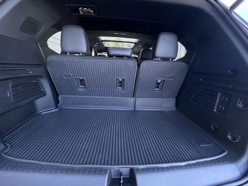 New 2026 Buick Enclave Avenir image 27