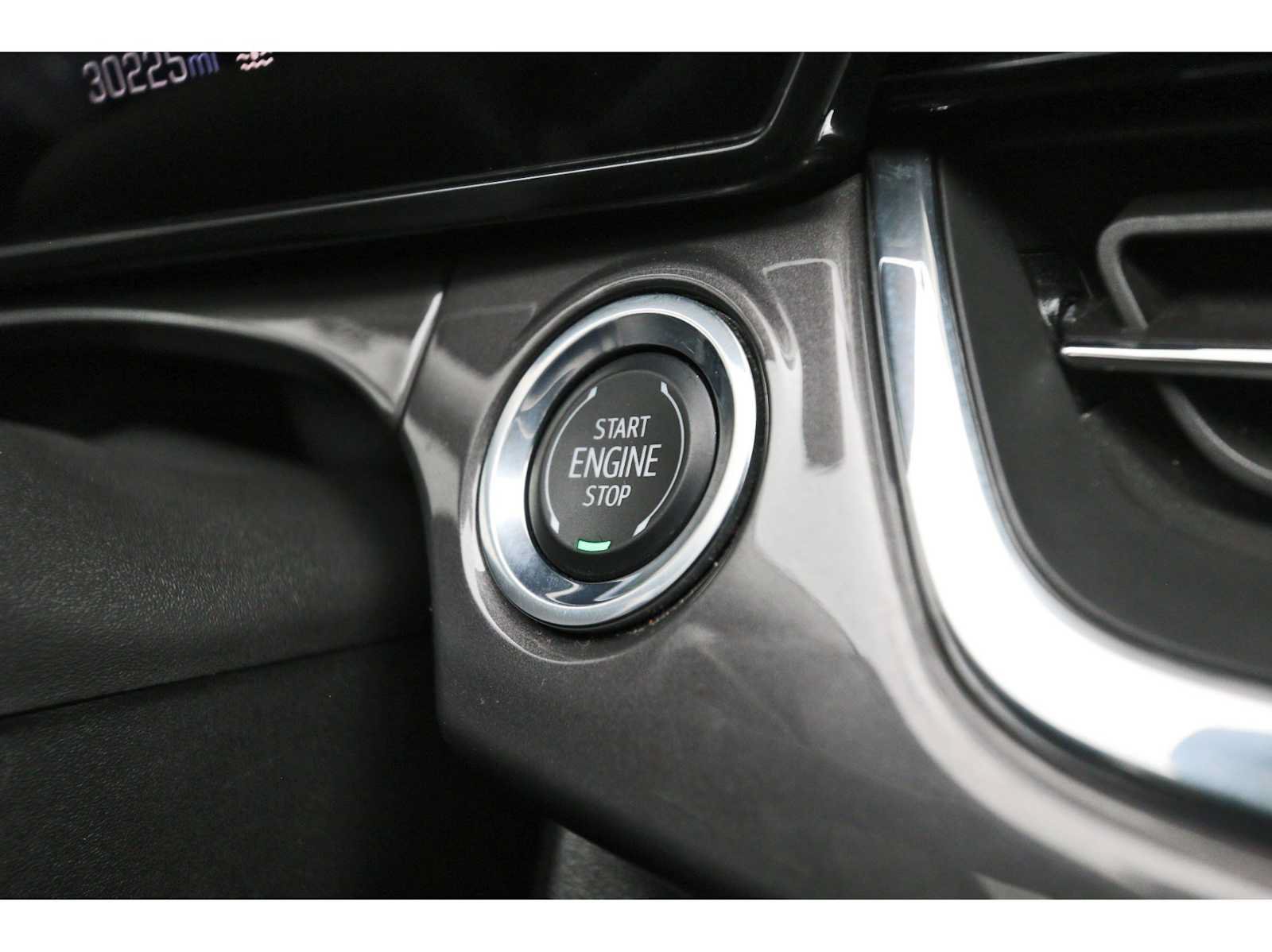 Used 2025 Chevrolet Trax ACTIV w/ Driver Confidence Package FWD image 26