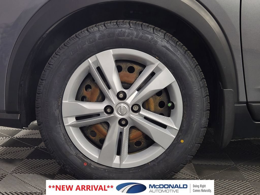 Used 2022 Nissan Kicks S FWD image 20