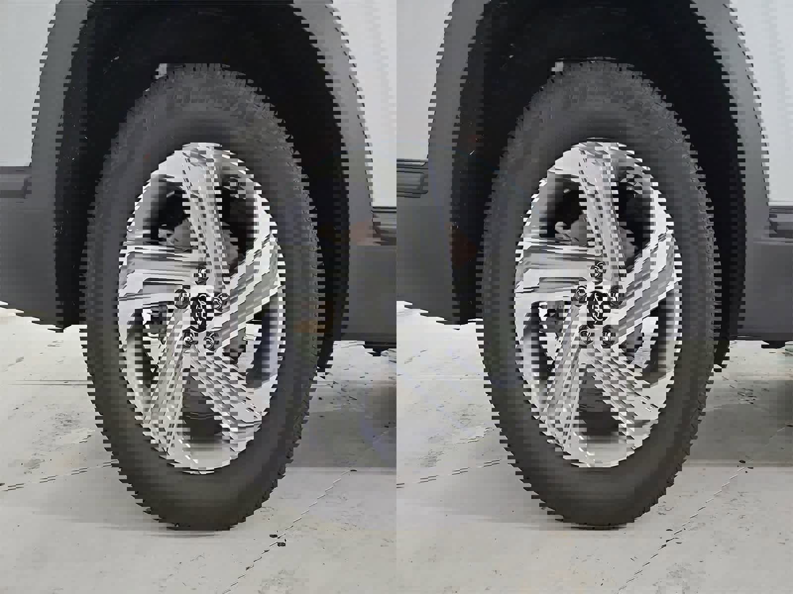 Used 2023 Hyundai Santa Fe SEL image 13