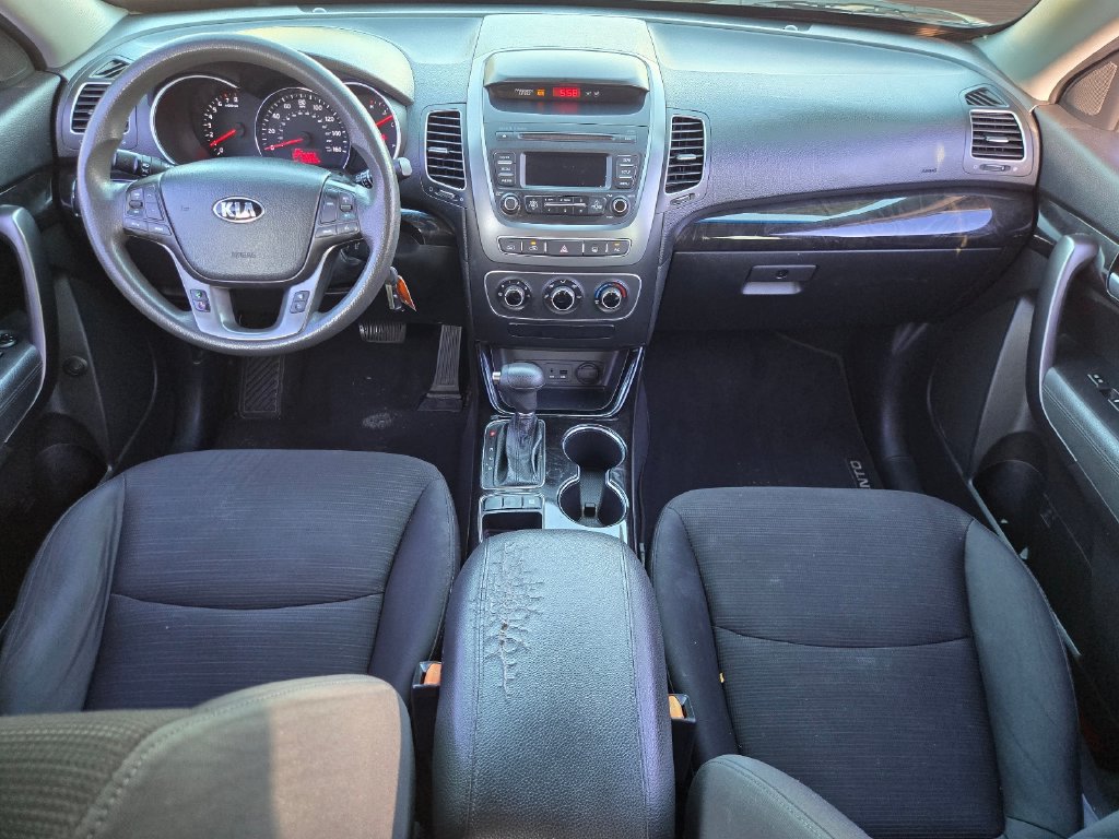 Used 2015 Kia Sorento LX FWD image 13
