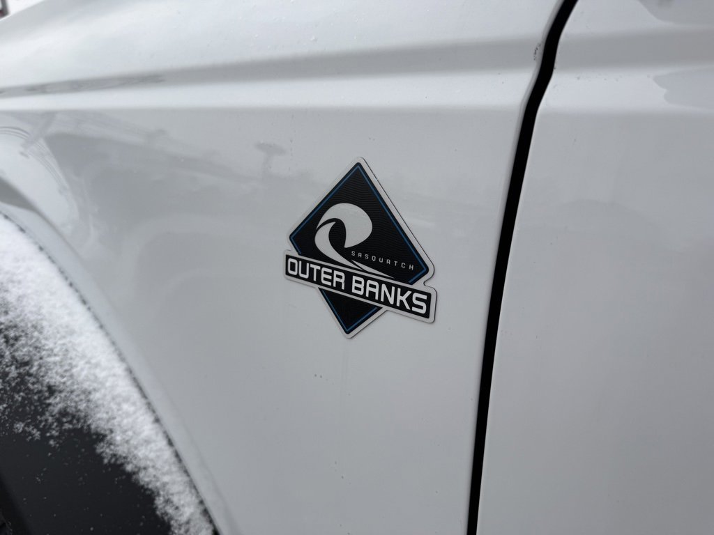 New 2025 Ford Bronco Outer Banks w/ Sasquatch Package image 9