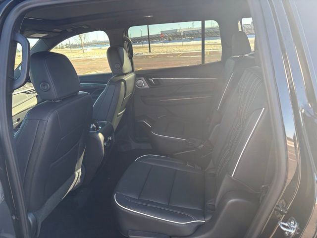 New 2026 Buick Enclave Avenir w/ Super Cruise Package AWD/4WD image 29