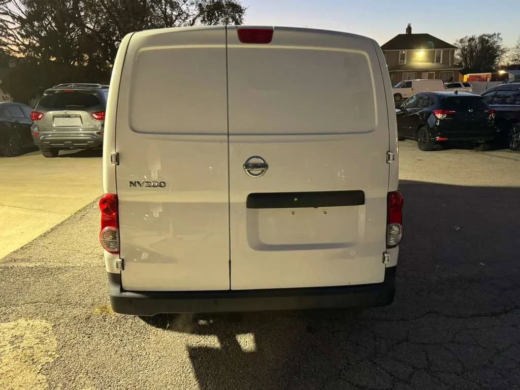 Used 2019 Nissan NV200 S image 4