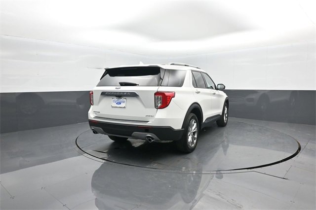 Used 2023 Ford Explorer Limited w/ Equipment Group 301A image 7