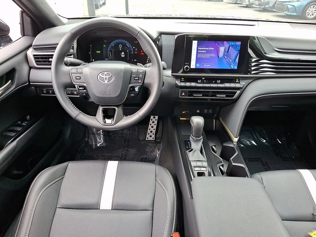 Used 2026 Toyota Camry SE FWD image 12