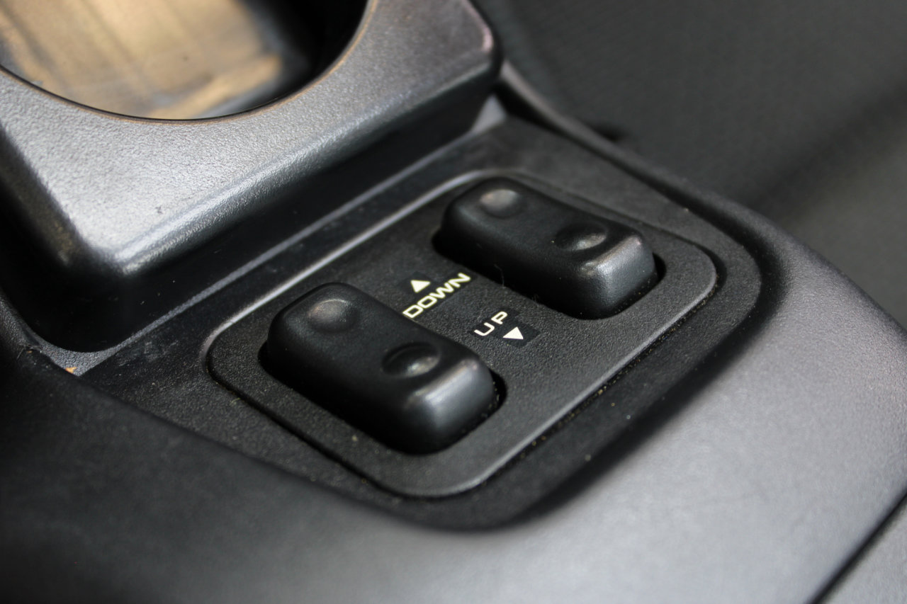 Used 1996 MAZDA MX-5 Miata image 40