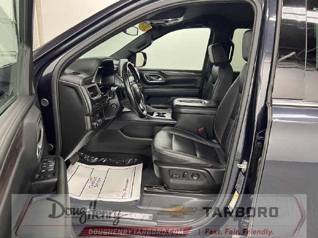 Used 2024 Chevrolet Tahoe LT w/ Luxury Package RWD image 36