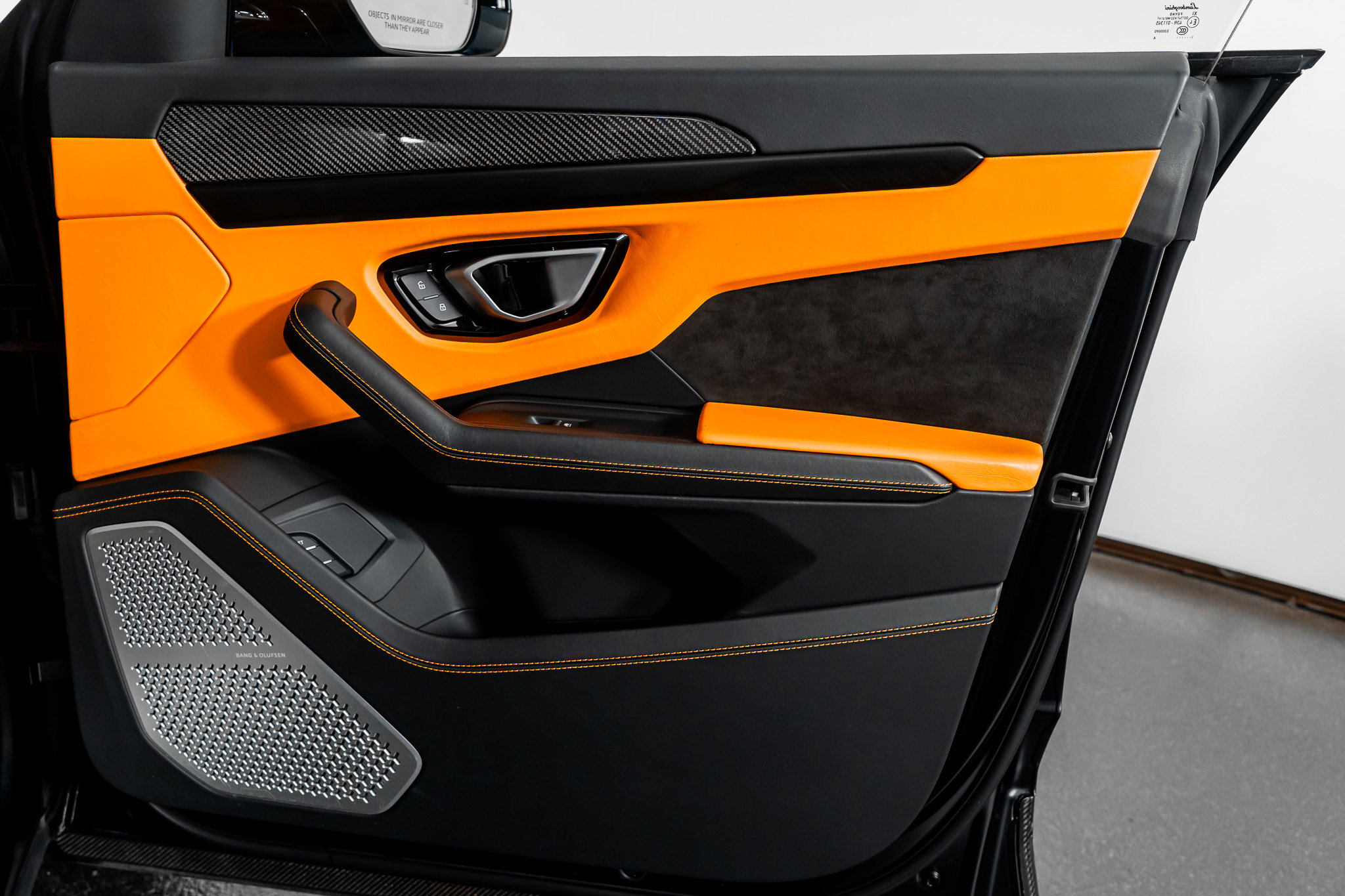 Used 2022 Lamborghini Urus image 55