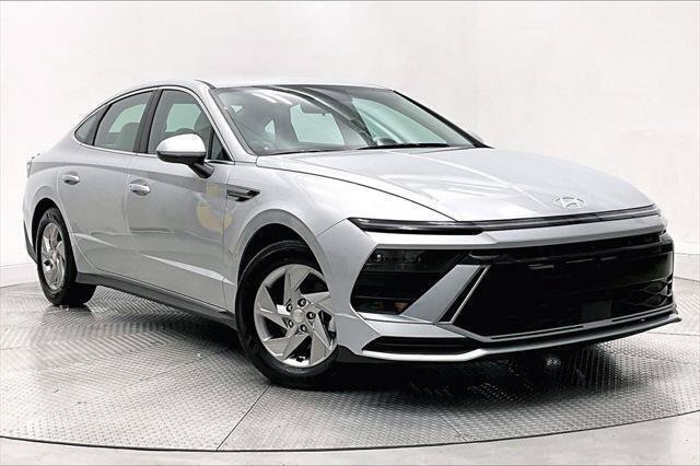 New 2025 Hyundai Sonata SE FWD image 11