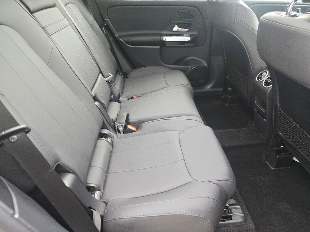 Certified 2025 Mercedes-Benz GLB 250 4MATIC image 20