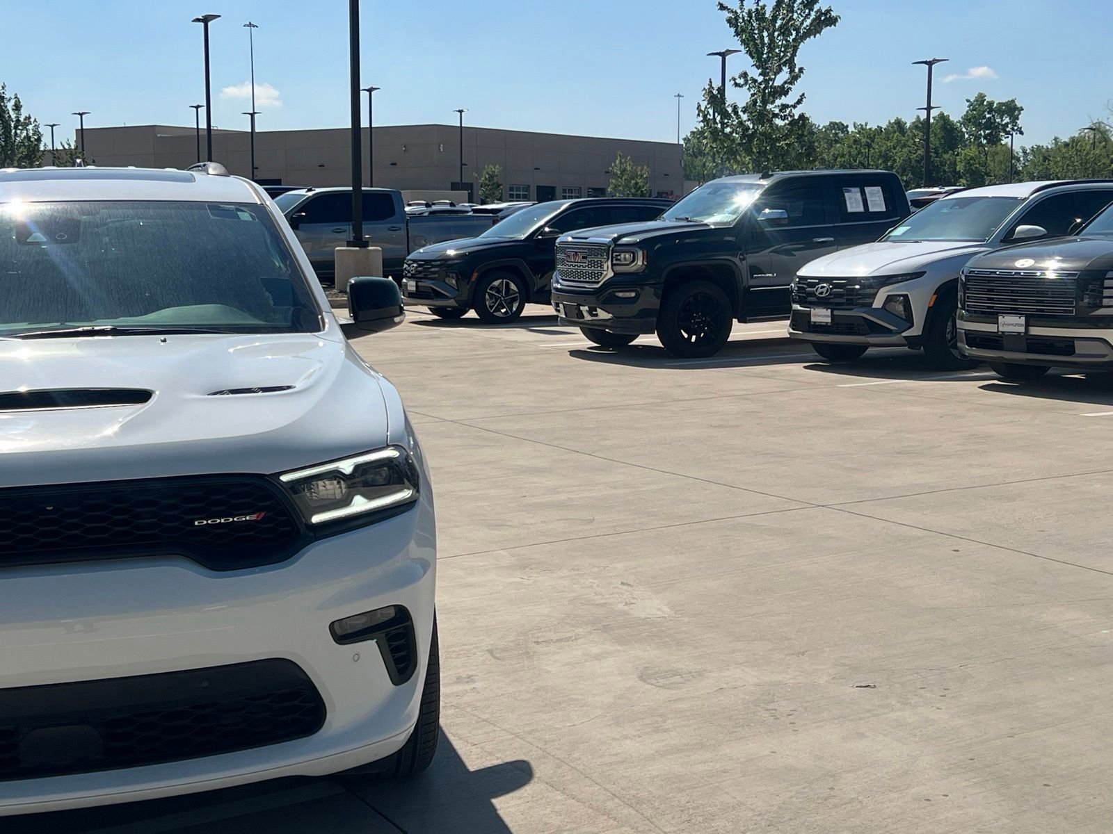 Used 2023 Dodge Durango R/T AWD/4WD image 3