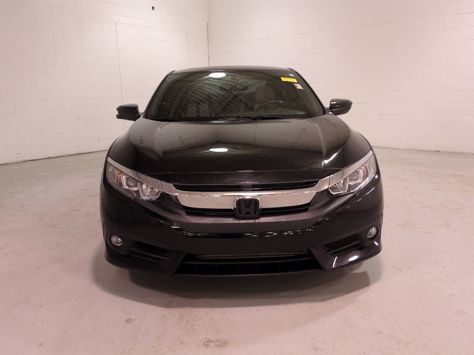 Used 2017 Honda Civic EX-L image 9