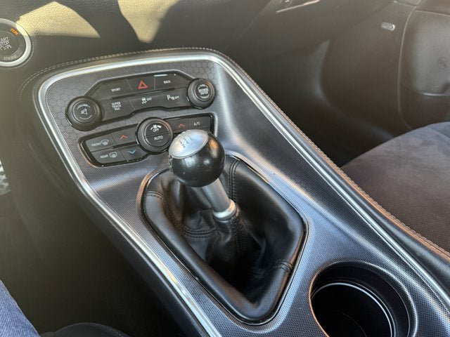 Used 2015 Dodge Challenger R/T Plus RWD image 23