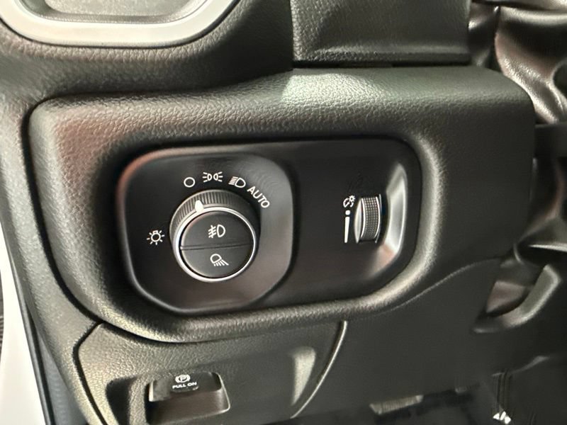 Used 2023 RAM 1500 Big Horn AWD/4WD image 22