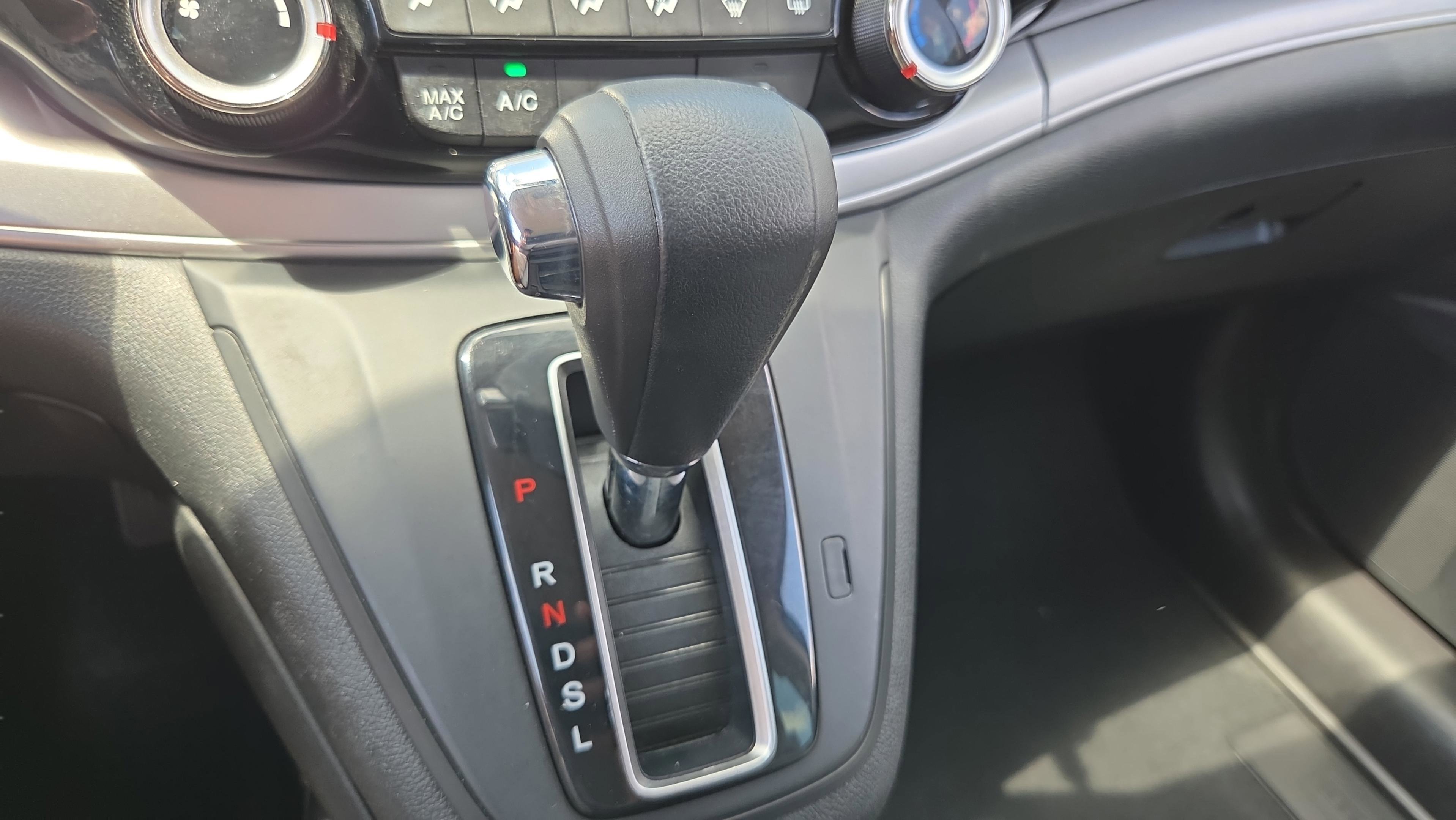 Used 2016 Honda CR-V LX image 19